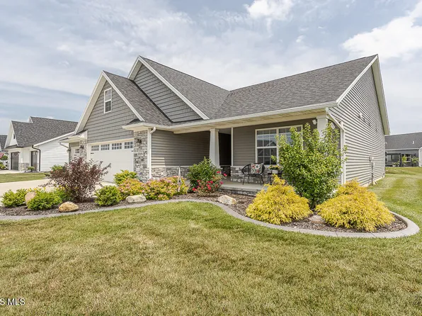 15193 Cypress Dr, Perrysburg, OH 43551