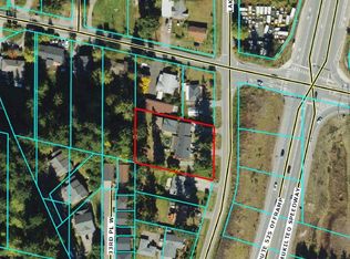 13806 Lake Rd, Lynnwood, WA 98087