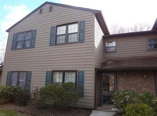 18 Pheasant Run #18, Edison, NJ 08820