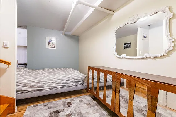 Sold by Real Direct | media 6