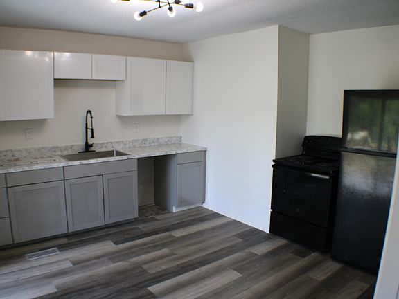 3rd image of 327 Shanty Lake Dr
