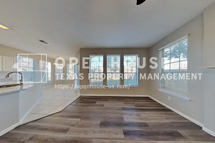 9658 Therrell Dr — Photo 5
