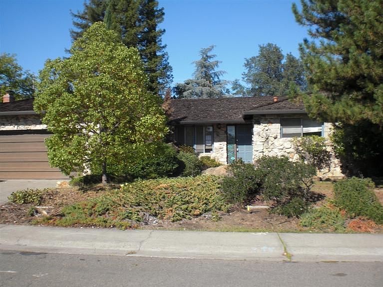 1st image of 7027 Los Olivos Way