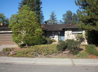 7027 Los Olivos Way, Carmichael, CA 95608