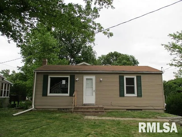 516 S Main St photo 1