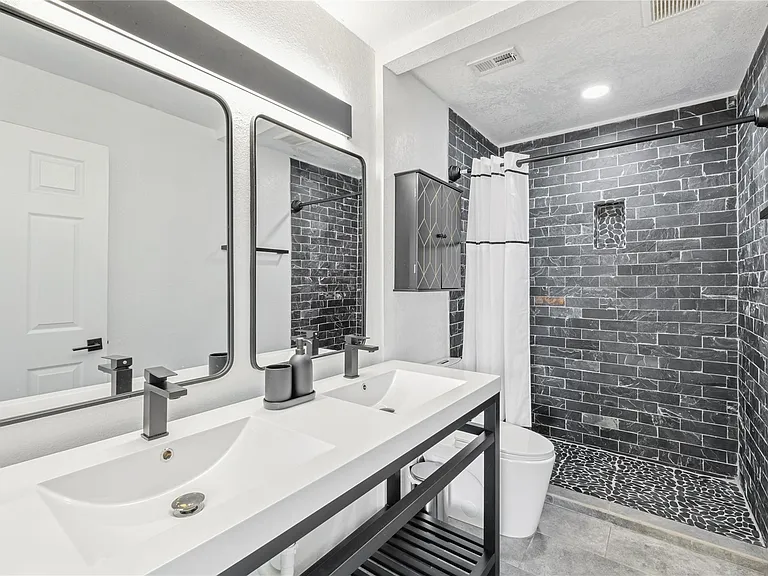 8600 Fathom Cir #2403 — Photo 7