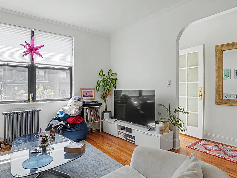 35-18 29th St #2 — Photo 7
