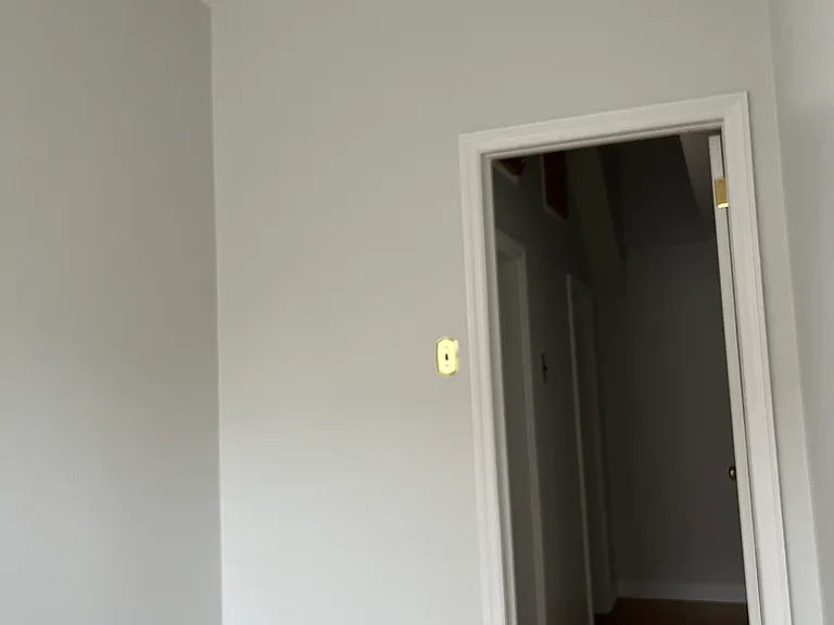 136 Coles St #1 — Photo 10