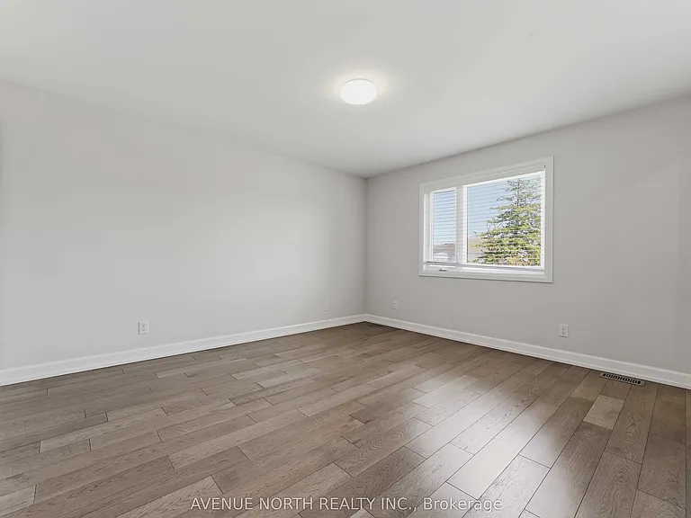 2676 Ayers Ave — Photo 10