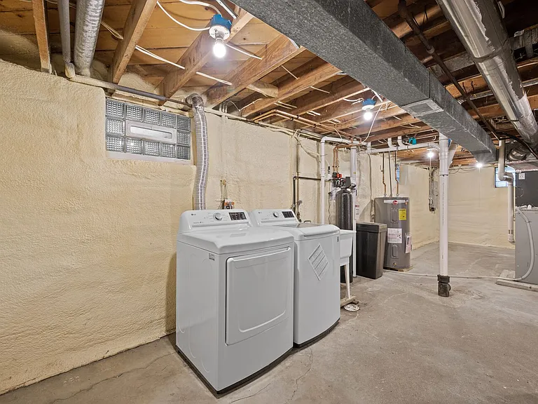 1711 Rose Pl — Photo 27