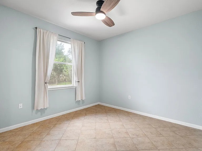 104 Bronco Cir — Photo 23