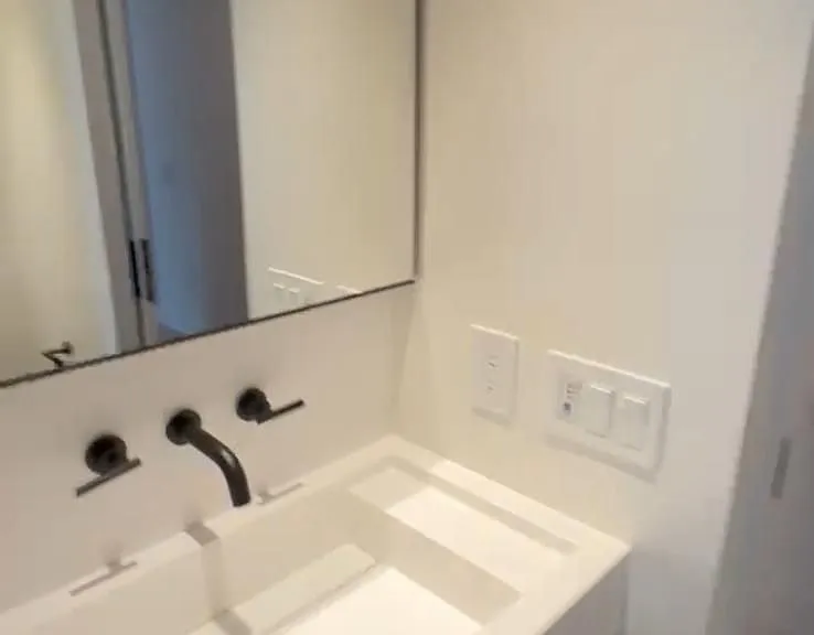 55 Charles St E #3302 — Photo 29