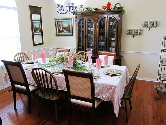 Separate Dining Room