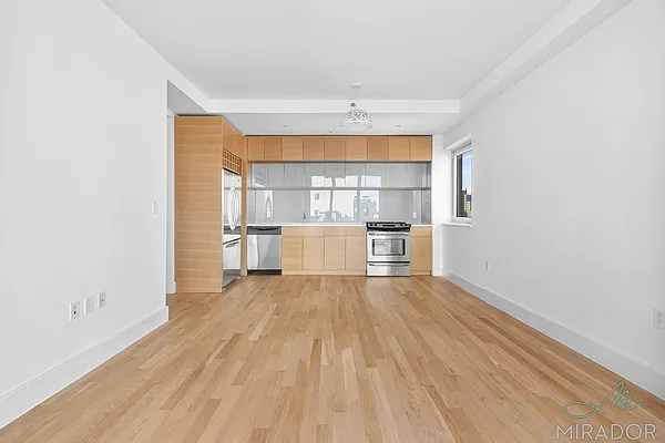 Rented by Mirador Real Estate | media 22