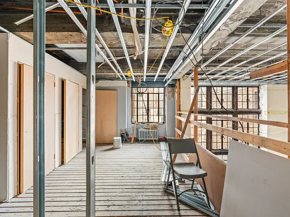 5 Tudor City Place image 15 of 23