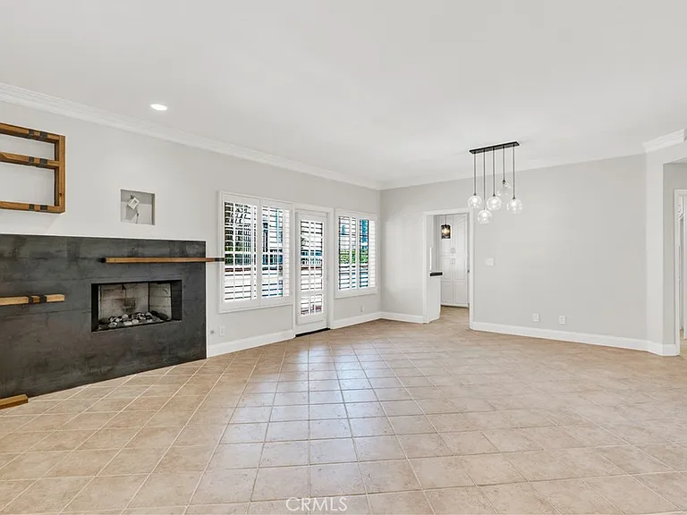 5200 White Oak Ave #52 — Photo 8