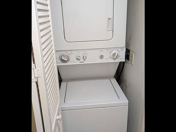 5th image of 2398 Walters Way APT 2