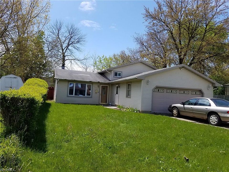 1st image of 1523 W 22nd St