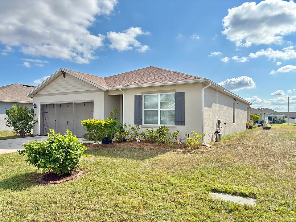943 Summer Glen Dr