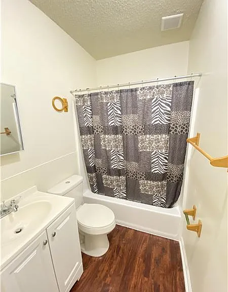 344 Price St — Photo 10