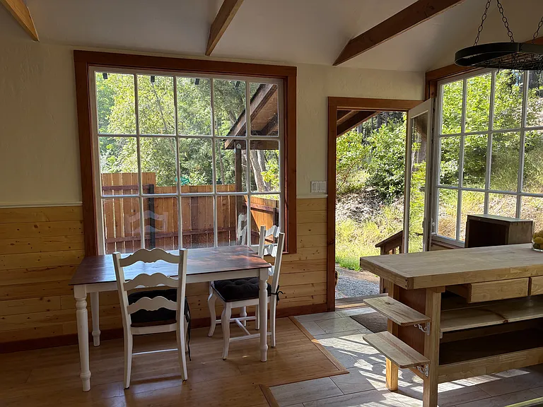 Empire Grade — Photo 3