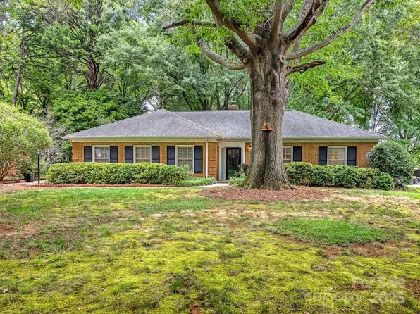 6009 Brace Rd, Charlotte, NC 28211