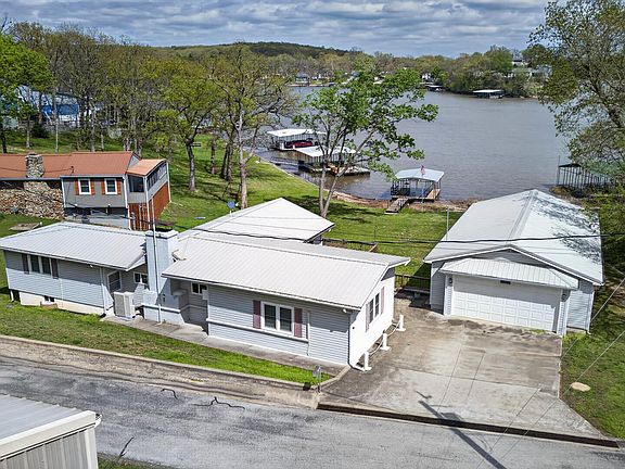 2nd image of 28732 High Ridge Dr