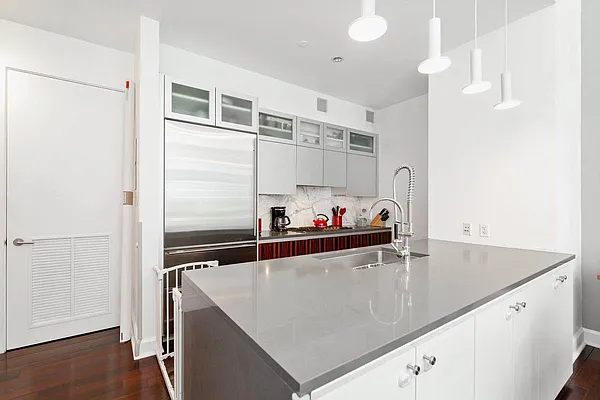 Rented by Evans Real Estate | media 17