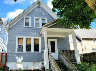 2908 N Pierce St, Milwaukee, WI 53212