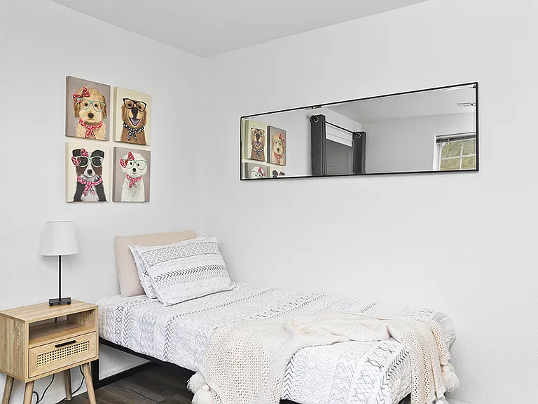 221 NE Steiger St #221 — Photo 12