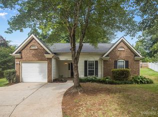 11607 Bowsby Ct, Charlotte, NC 28215