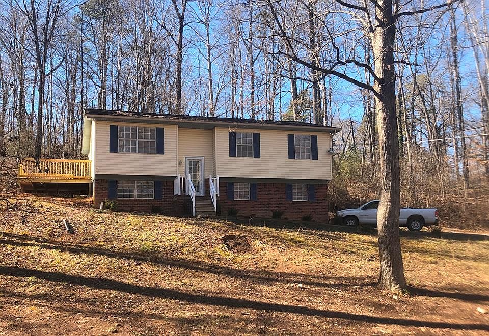 1st image of 4025 Brookcrest Dr NE