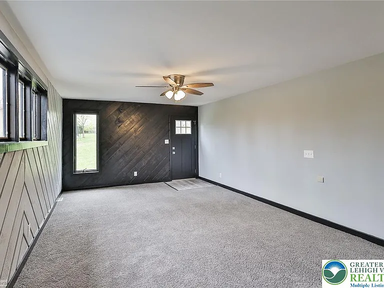 4410 Circle Dr — Photo 34