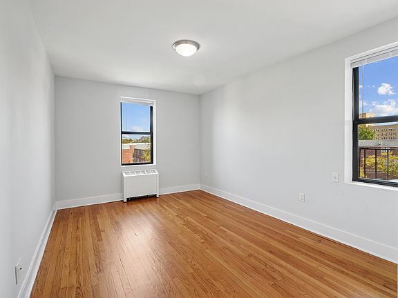 5th image of 20-26 Seagirt Blvd #2D