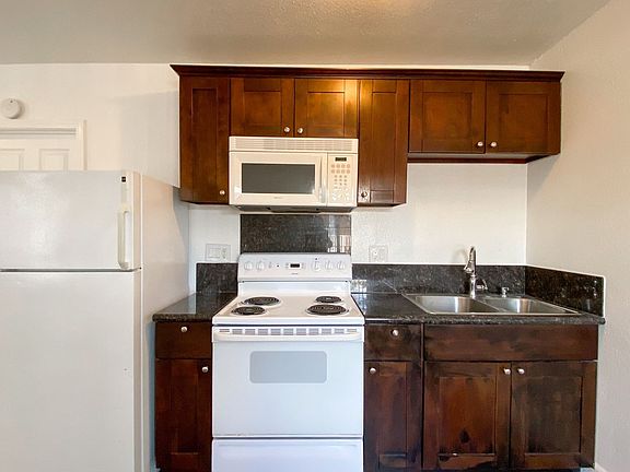 2nd image of 2707-17 Highland Ave