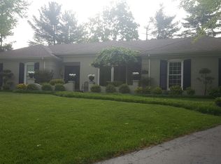 303 Brentford Ct, Douglass Hills, KY