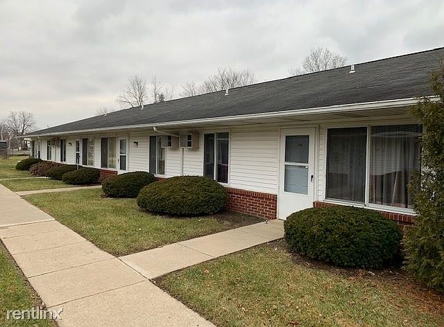 2nd image of 103 Holiday Ln APT 305