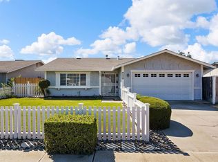 1422 Snyder St, Manteca, CA 95336