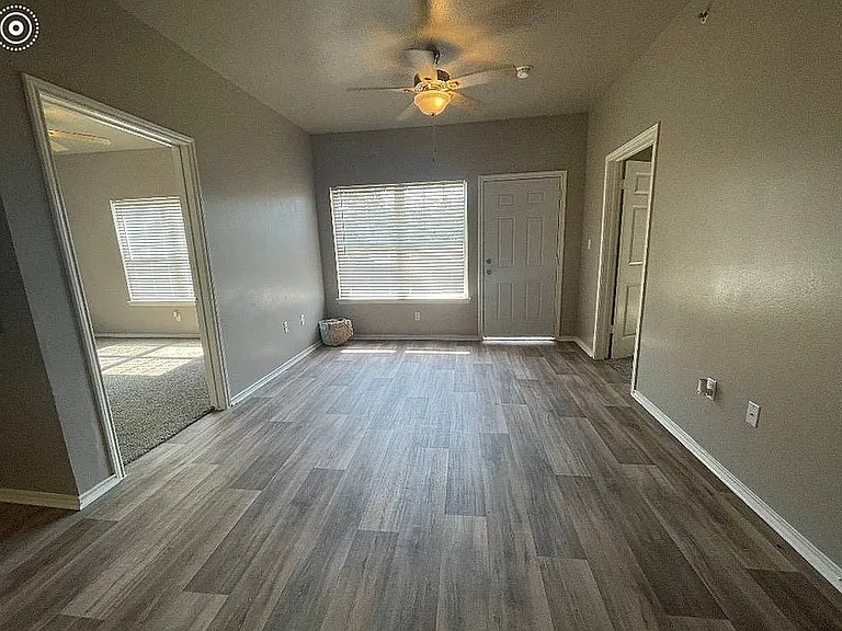 Inviting Living Room at Arbor Pines