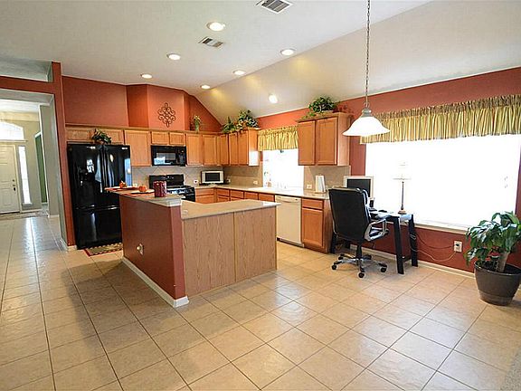 4th image of 3412 Highland Point Ln