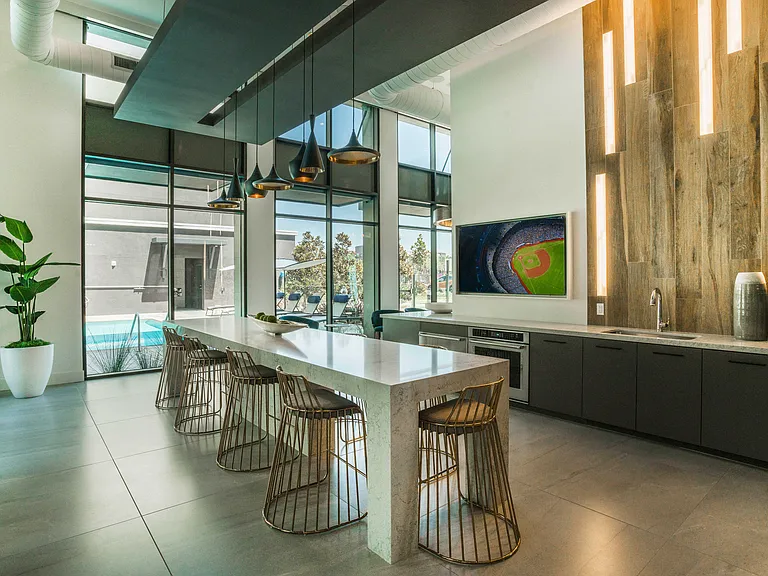 Core Apartments — Photo 15