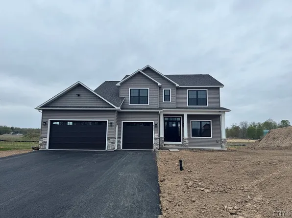 8537 Angus Path, Cicero, NY 13039