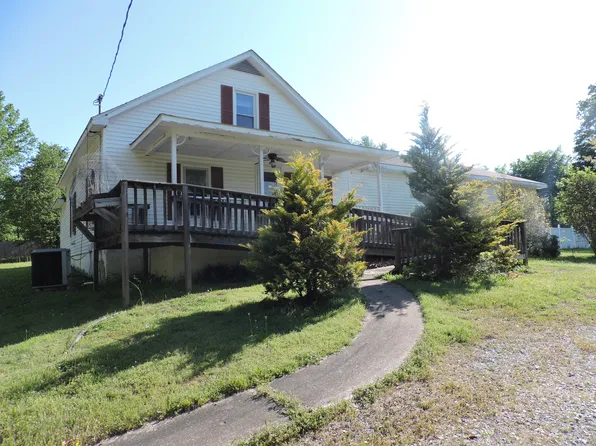 441 Clark Line Rd, Paducah, KY 42003