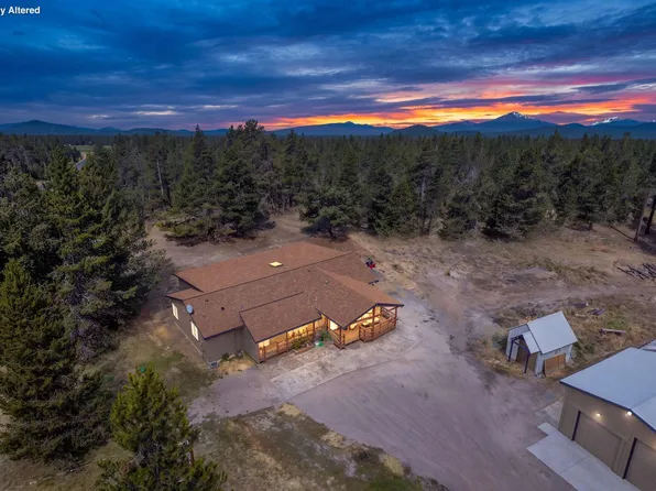 17812 Old Wood Rd, Bend, OR 97707
