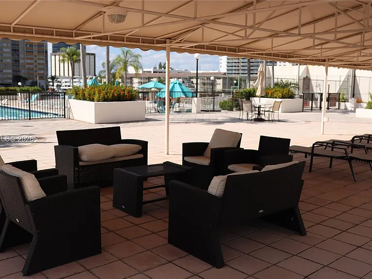 1865 S Ocean Dr #4F — Photo 22