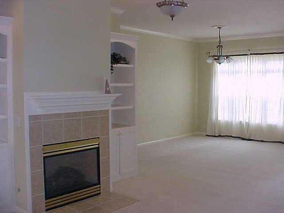 2nd image of 5222 N Rosebrock Ln