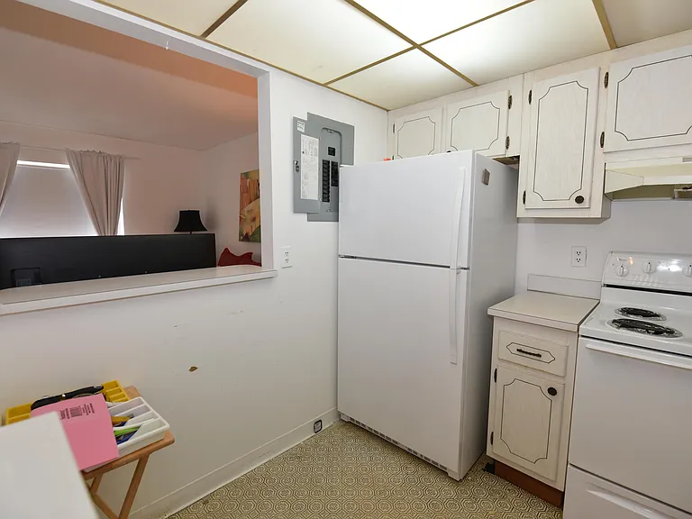 715 Saxony Pl #O — Photo 2