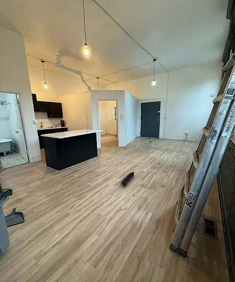 1036 N California Ave #1R — Photo 6