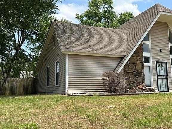 2nd image of 6012 Tall Willow Dr