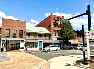 1206 Main St APT 3, Lynchburg, VA 24504